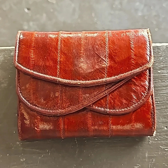 Vintage 70s Lee Sands brown eel skin wallet - Picture 1 of 3